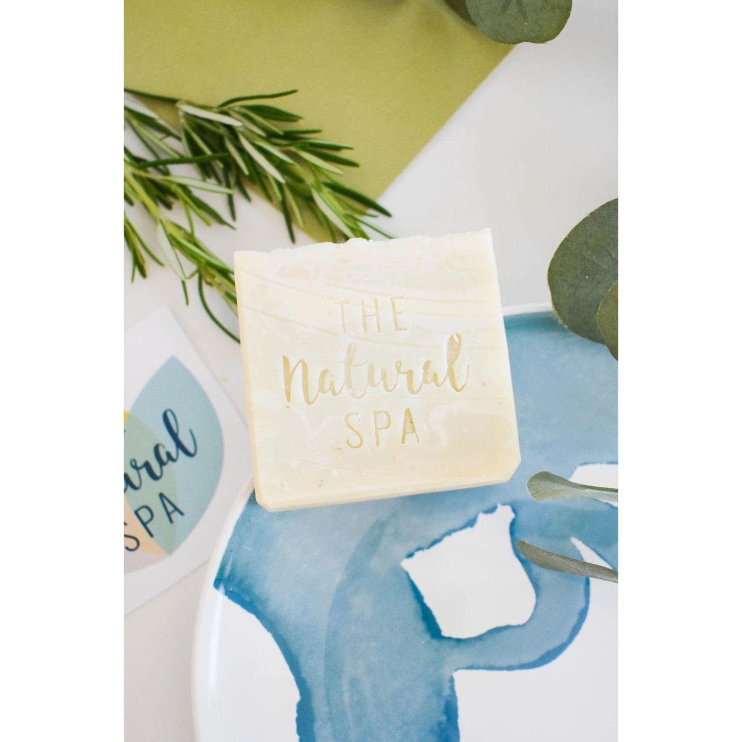 Handcrafted Cold-Process Soap Bar - Breathe - www.thecotswoldecocompany.co.uk