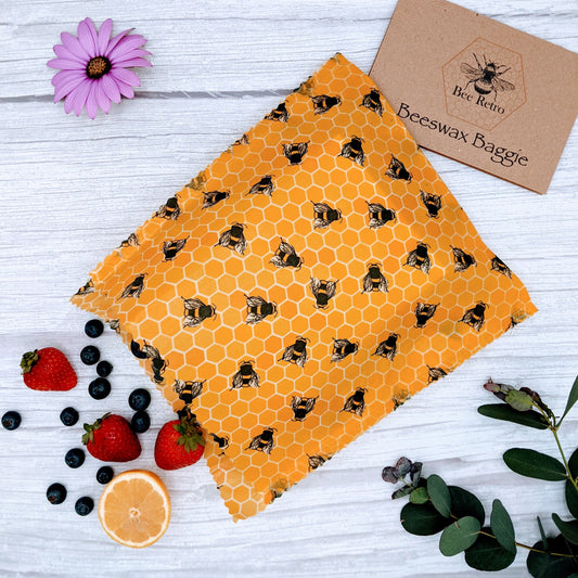 Beeswax Baggie - Medium Size - www.thecotswoldecocompany.co.uk