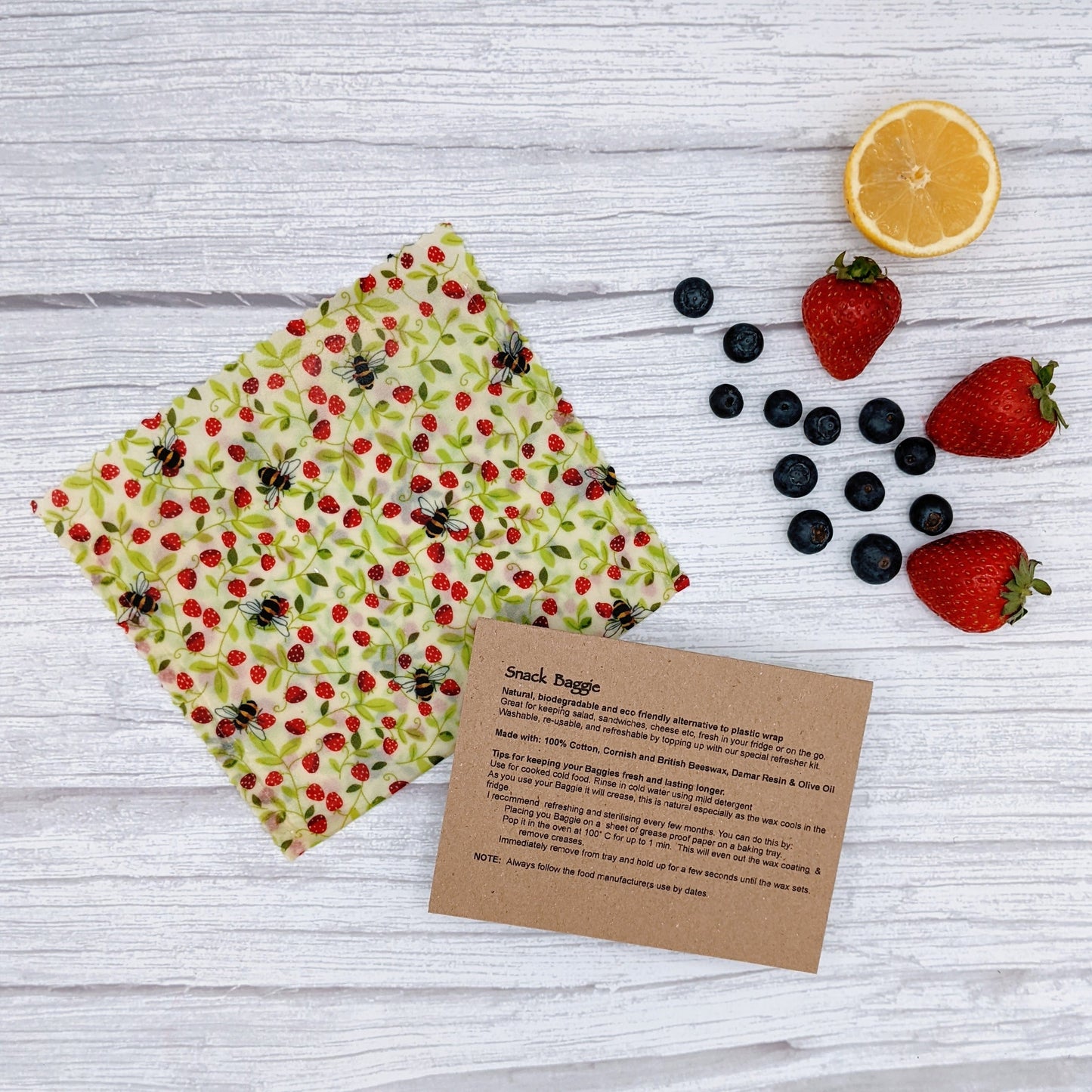 Beeswax Baggies - Snack Pack Size - www.thecotswoldecocompany.co.uk