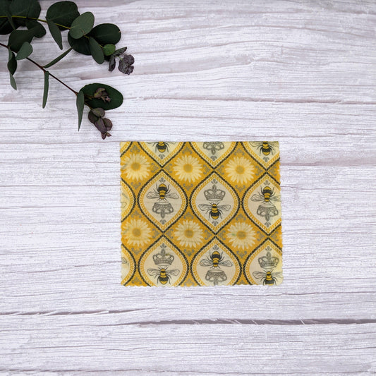 Beeswax Baggies - Snack Pack Size - www.thecotswoldecocompany.co.uk