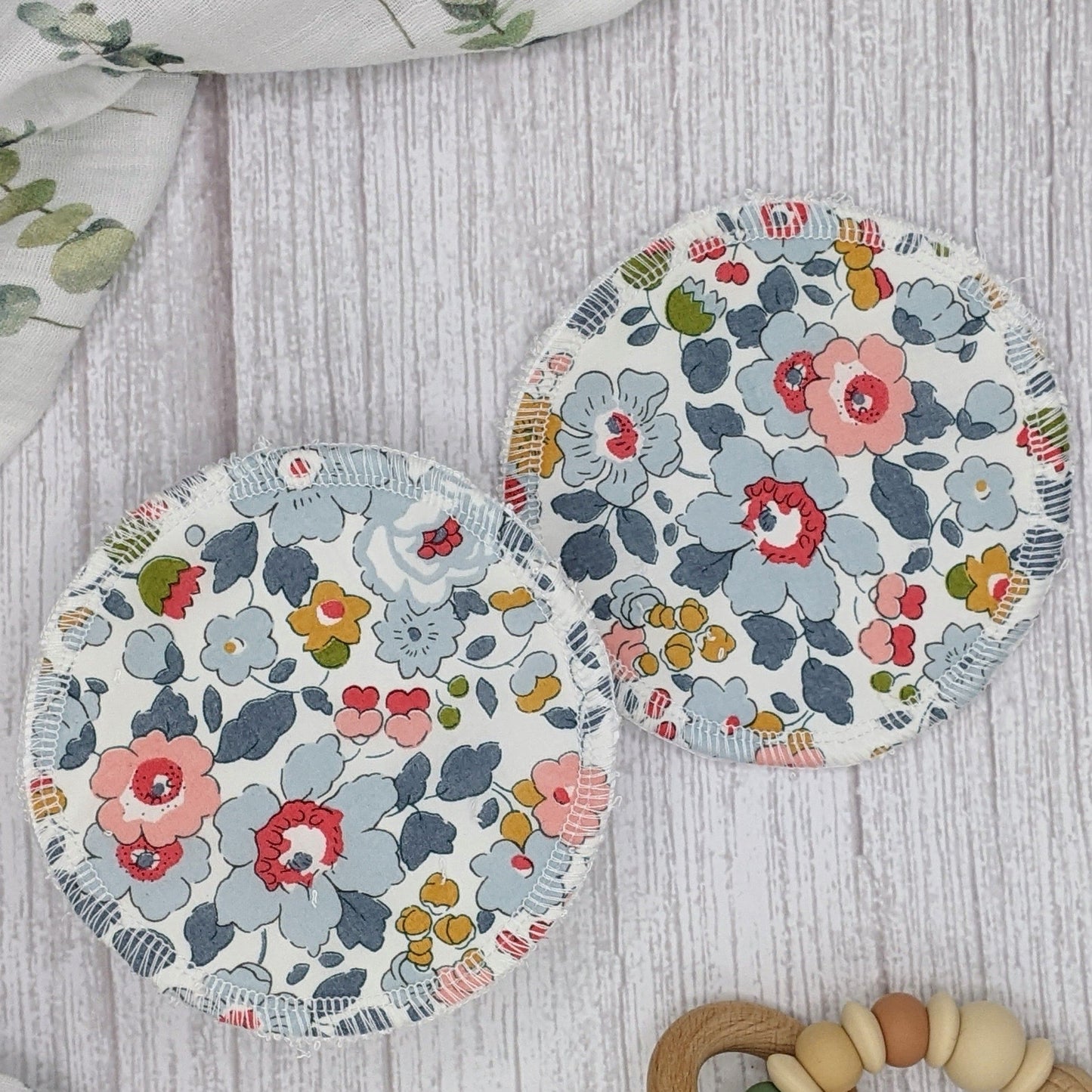 Pair of Liberty Bamboo Nursing Pads - www.thecotswoldecocompany.co.uk
