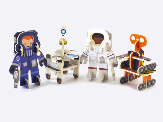 Astronaut & Robots Eco-Friendly Playset - www.thecotswoldecocompany.co.uk