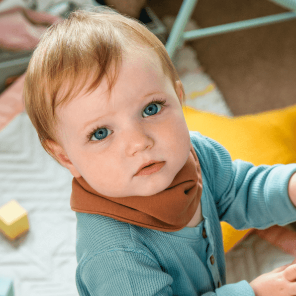 Snoodie Dribble Bib - www.thecotswoldecocompany.co.uk