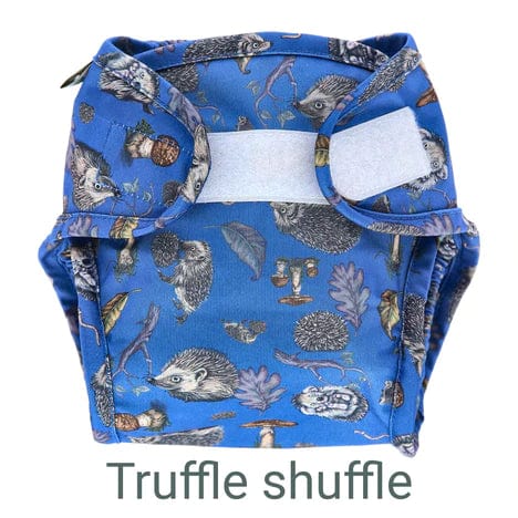 Little Lamb Reusable Nappy Wrap - www.thecotswoldecocompany.co.uk