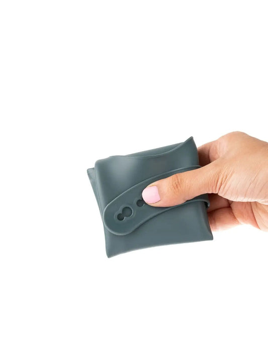 Silicone Bib - Silver - www.thecotswoldecocompany.co.uk