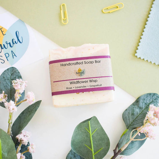 Handcrafted Cold-Process Soap Bar - Wild Flower Wisp - www.thecotswoldecocompany.co.uk