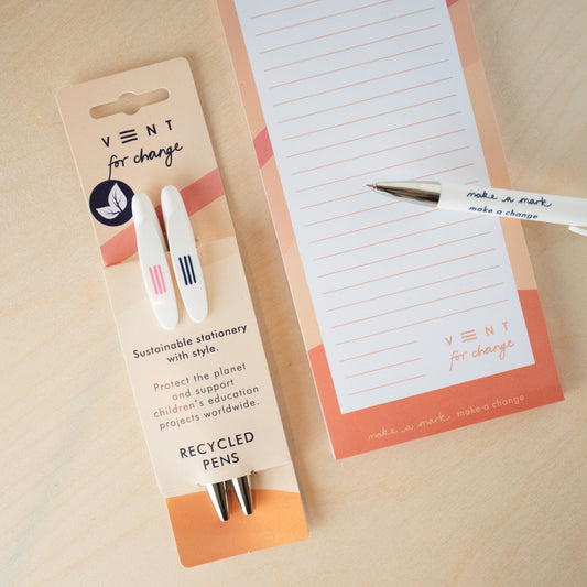 Recycled Single Use Plastic Pens - 2 Pack - www.thecotswoldecocompany.co.uk