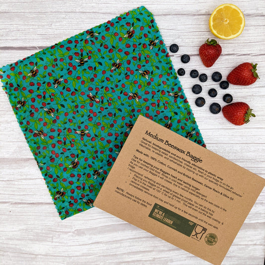 Beeswax Baggie - Medium Size - www.thecotswoldecocompany.co.uk