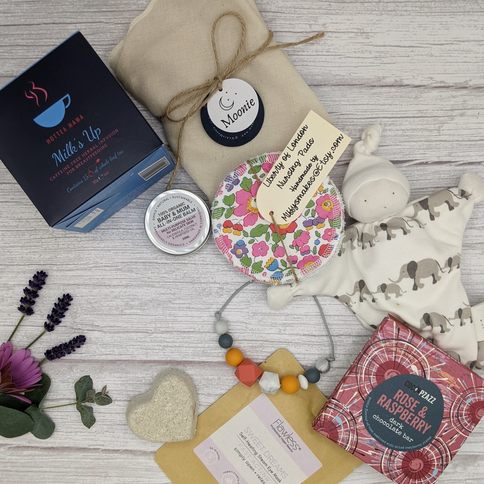 Luxury New Mum Breastfeeding Gift Box